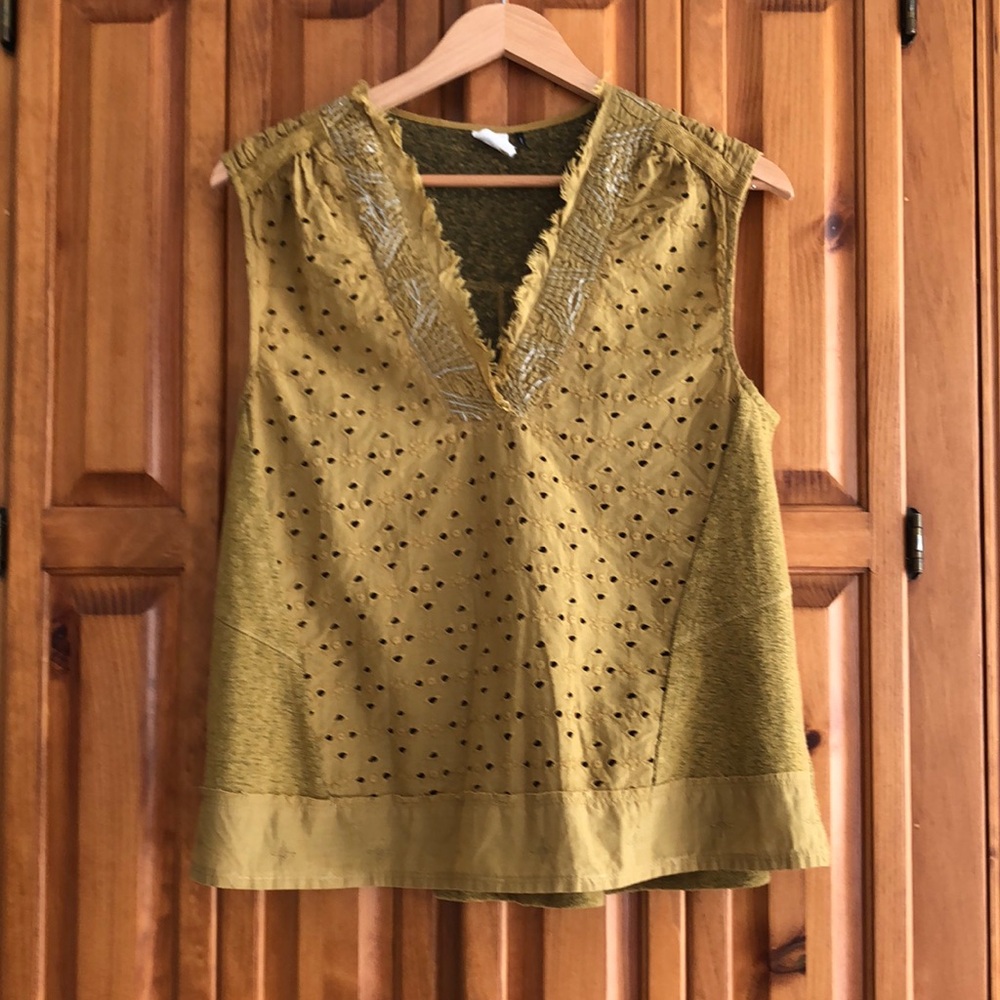 Anthropologie top. Great detailing. Pretty shade . Golden brown.